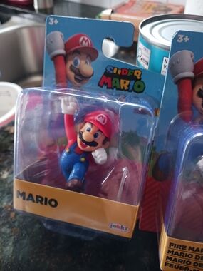 Nintendo Super Mario Red & Blue Mario Action Figure